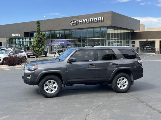 2017 Toyota 4Runner SR5