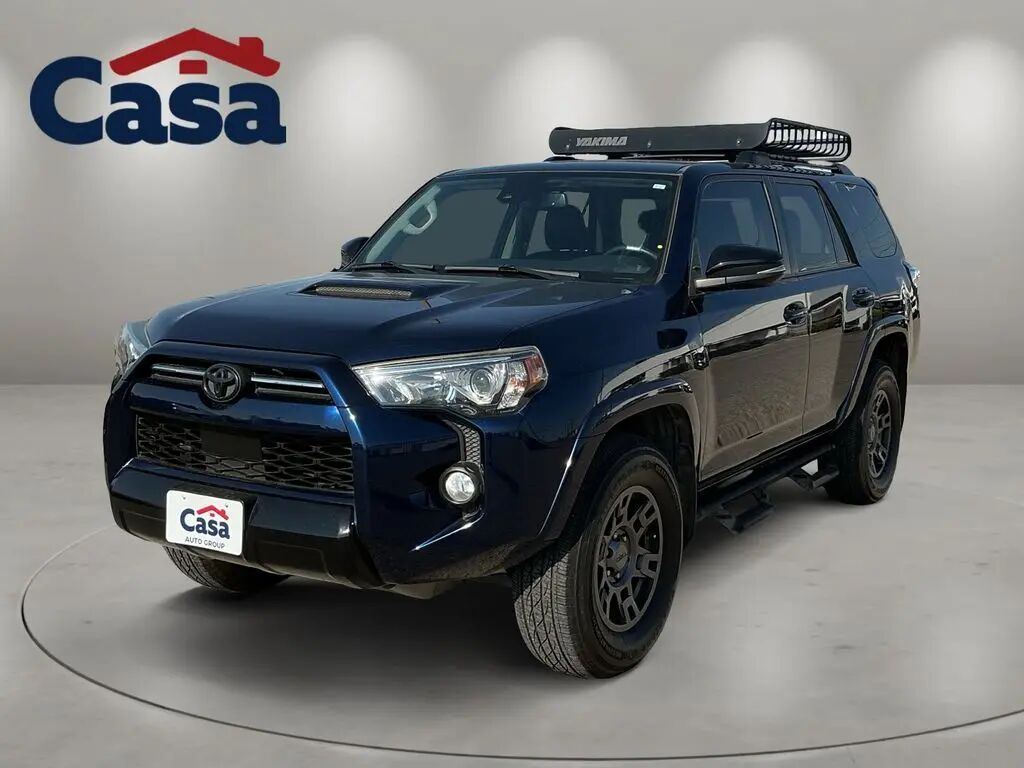 2020 Toyota 4Runner SR5 — photo 1 of 12