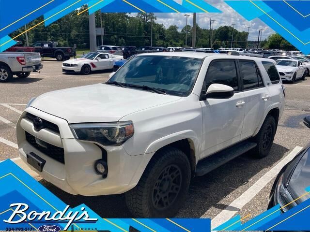 2020 Toyota 4Runner SR5