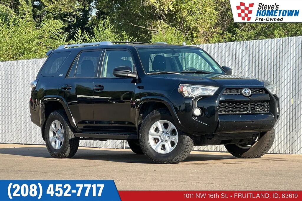 2016 Toyota 4Runner SR5 — photo 1 of 13