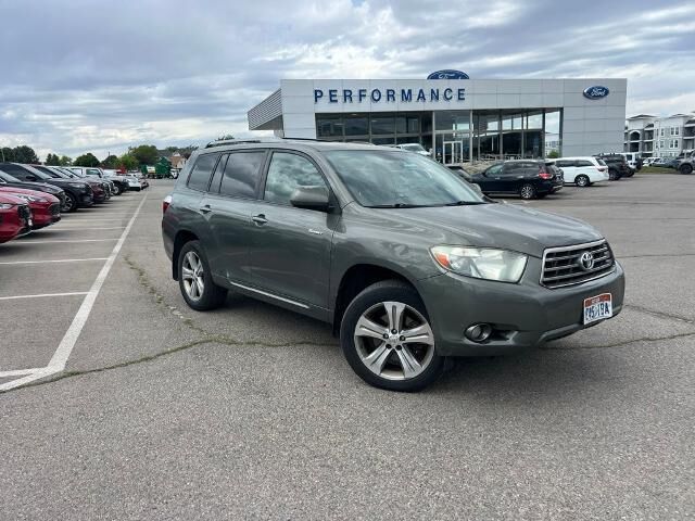 2008 Toyota Highlander Sport — photo 1 of 8