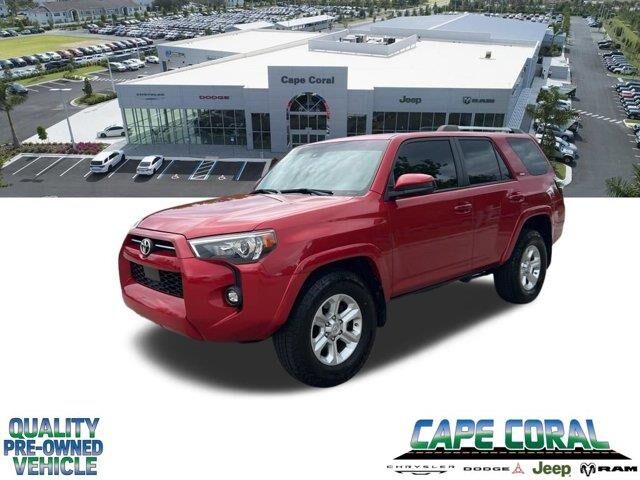 2021 Toyota 4Runner SR5 — photo 1 of 13
