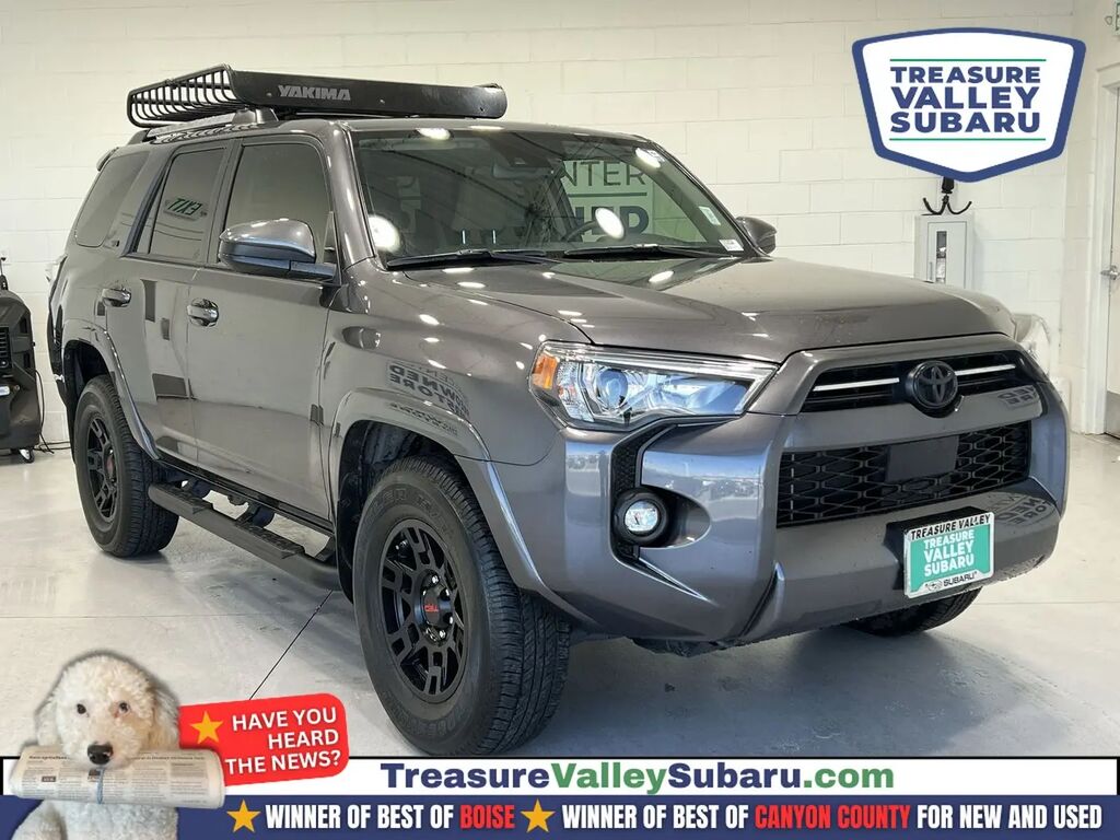 2021 Toyota 4Runner SR5 — photo 1 of 13
