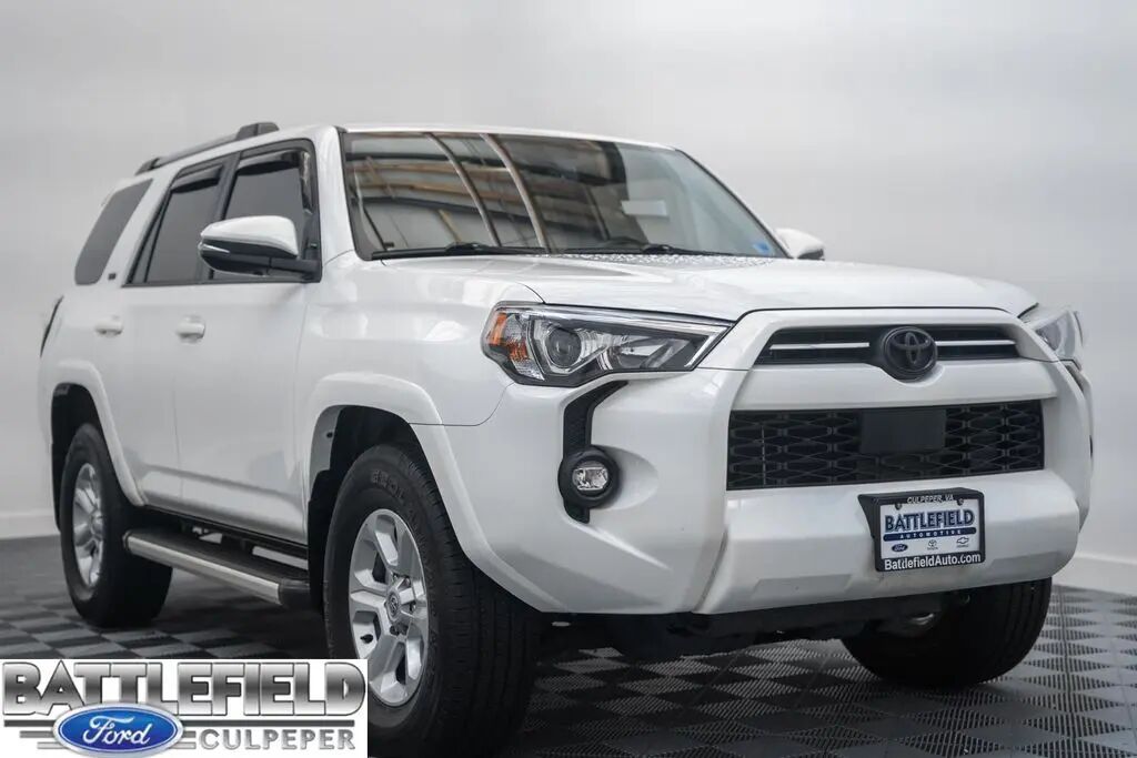 2023 Toyota 4Runner SR5 Premium — photo 1 of 13