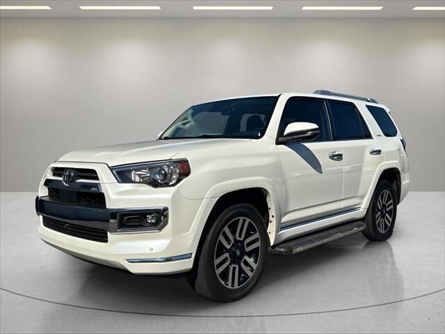 2022 Toyota 4Runner Limited — photo 1 of 13