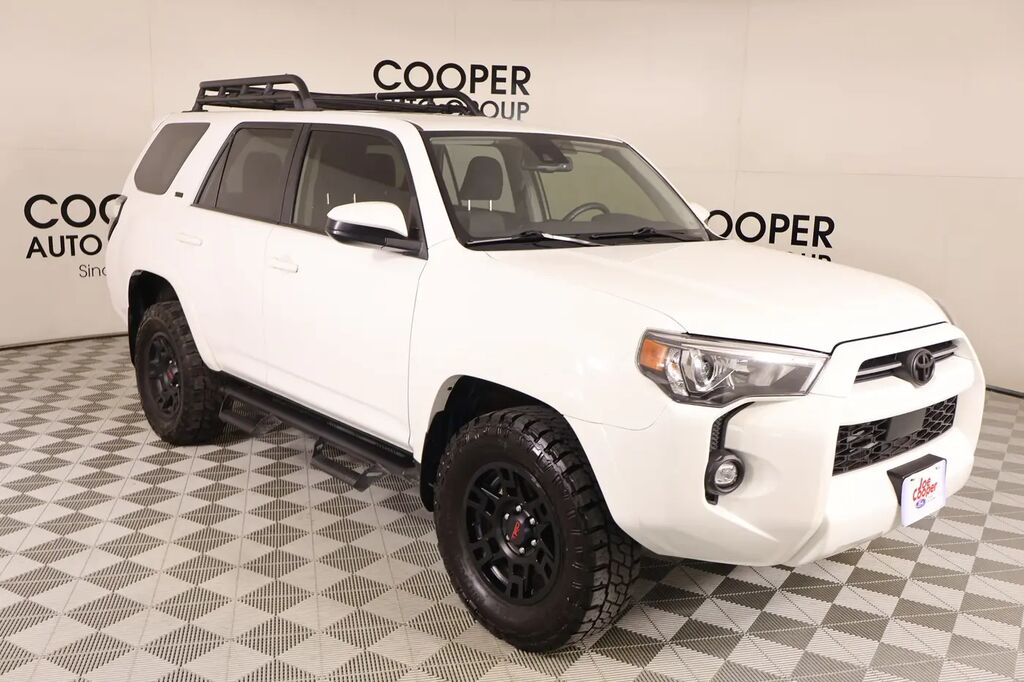 2023 Toyota 4Runner SR5 — photo 1 of 13