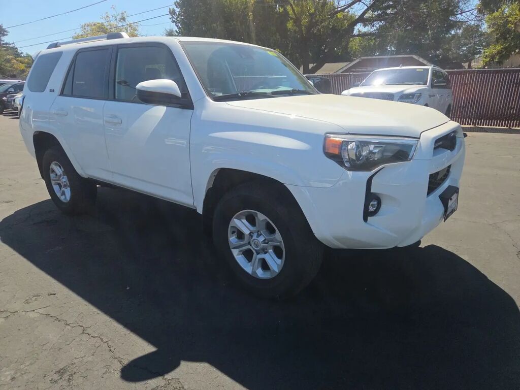 2023 Toyota 4Runner SR5 — photo 1 of 13