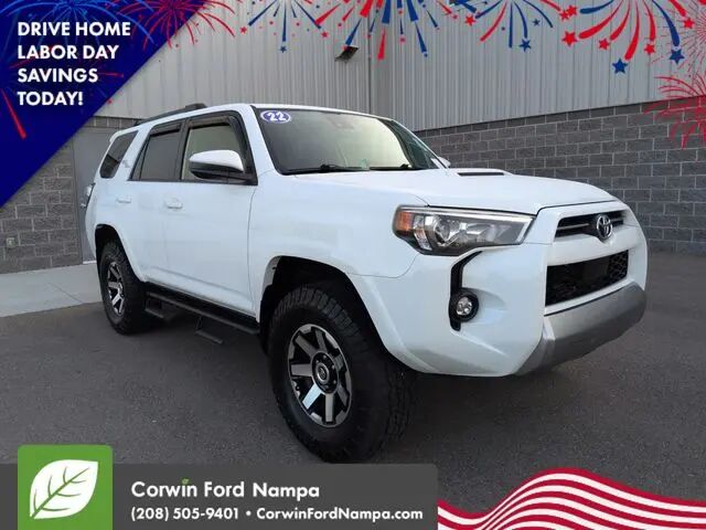 2022 Toyota 4Runner TRD Off-Road — photo 1 of 13
