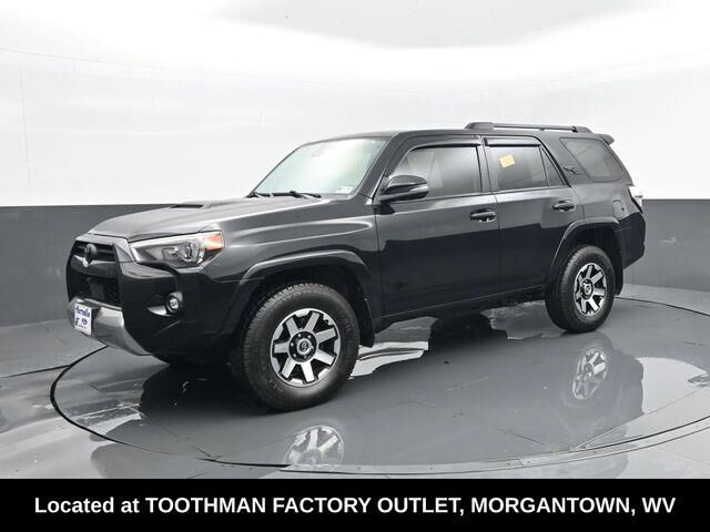 2022 Toyota 4Runner TRD Off-Road Premium — photo 1 of 13