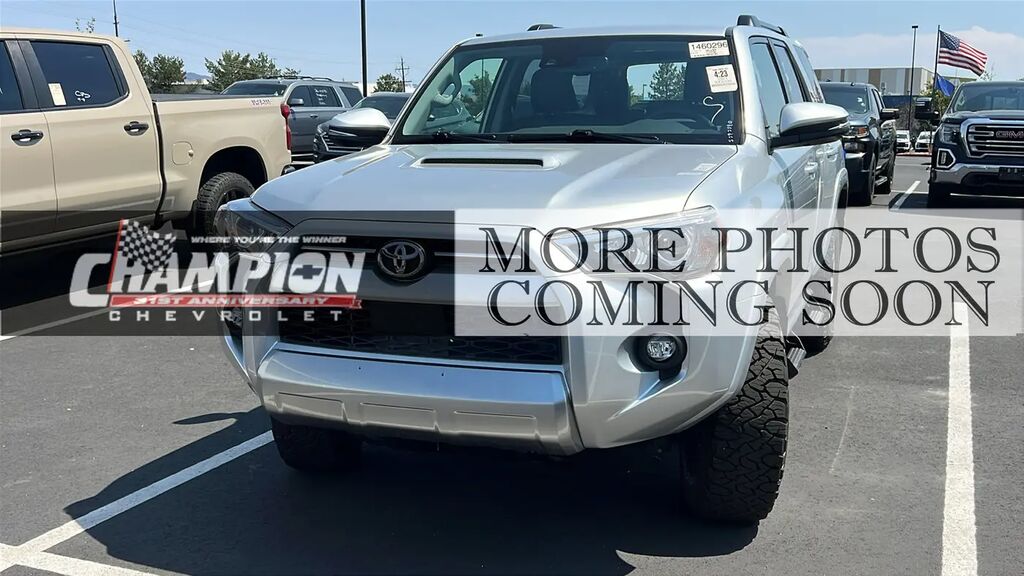 2021 Toyota 4Runner TRD Off-Road Premium — photo 1 of 3