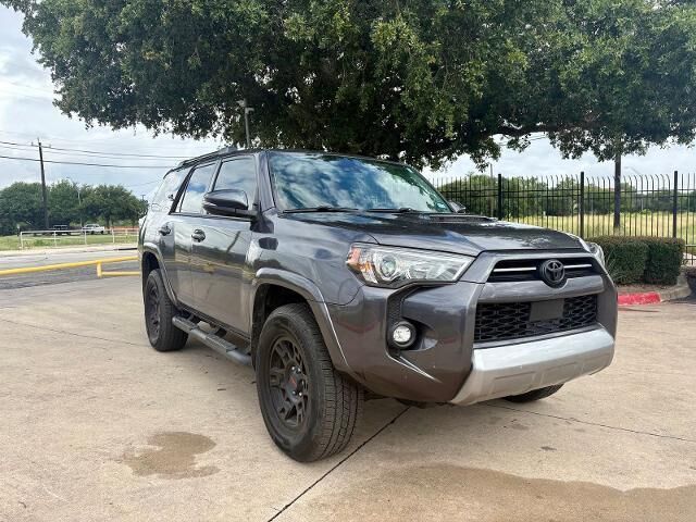 2022 Toyota 4Runner TRD Off-Road Premium — photo 1 of 13