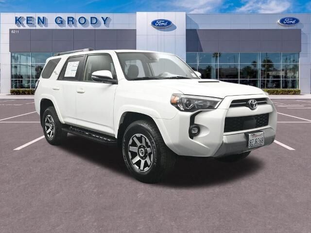 2022 Toyota 4Runner TRD Off-Road Premium