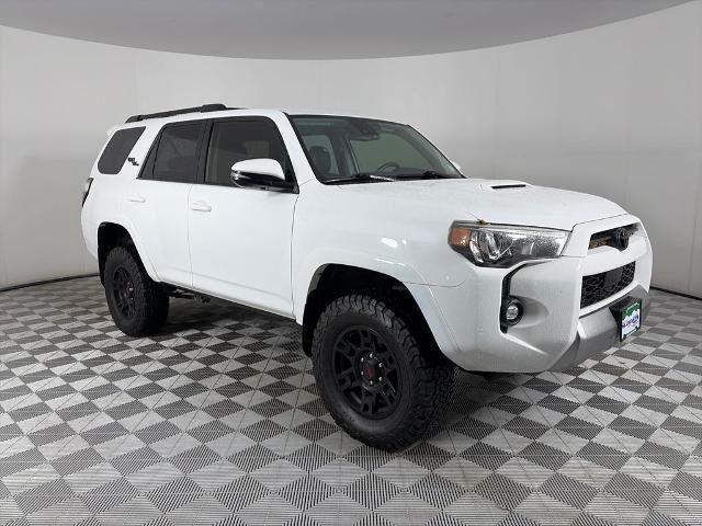 2021 Toyota 4Runner TRD Off-Road Premium — photo 1 of 13