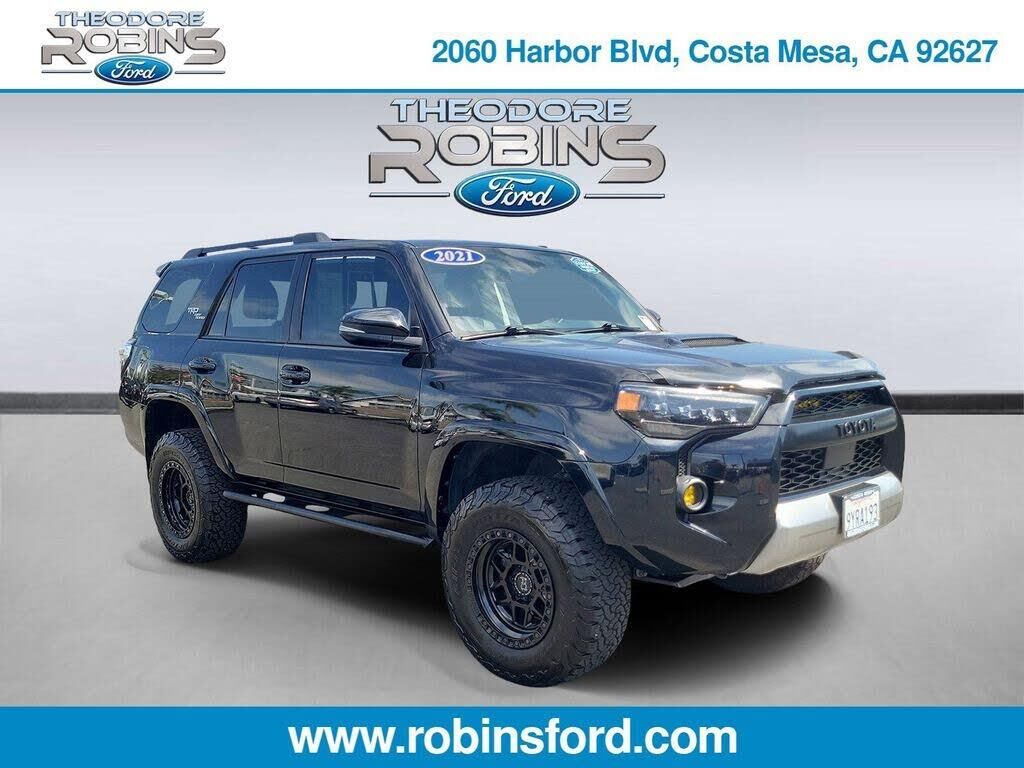 2021 Toyota 4Runner TRD Off-Road Premium — photo 1 of 2
