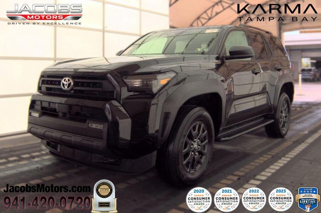 2025 Toyota 4Runner SR5 — photo 1 of 11