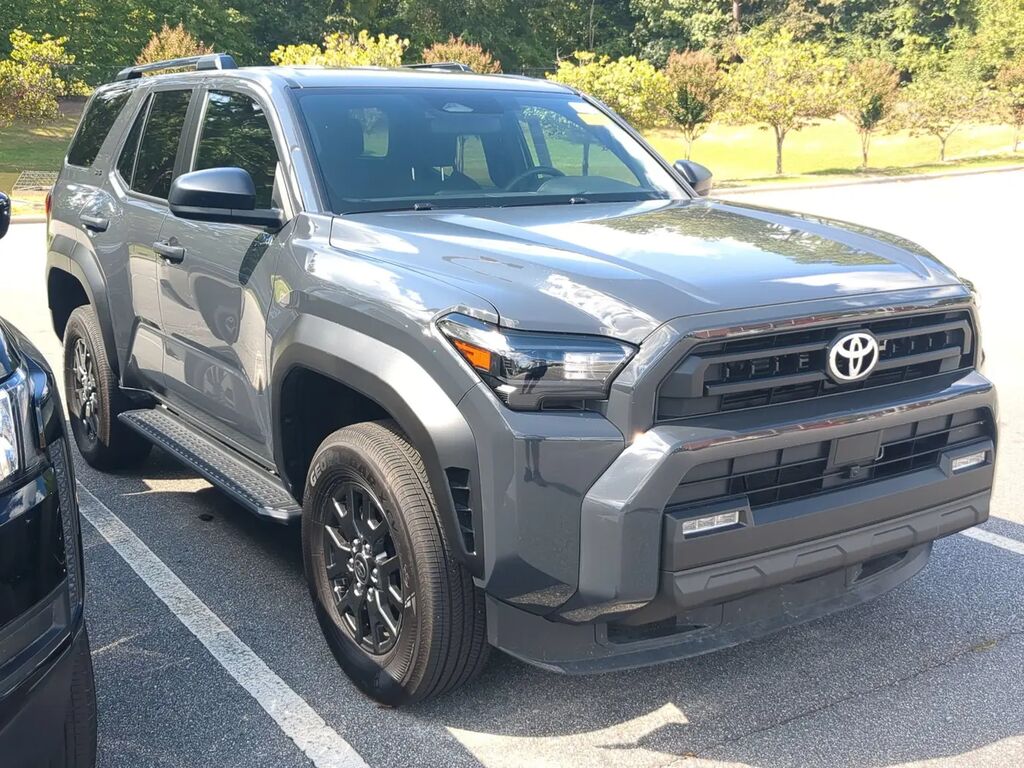 2025 Toyota 4Runner SR5 — photo 1 of 3