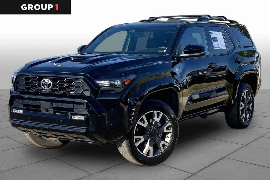 2025 Toyota 4Runner TRD Sport — photo 1 of 13