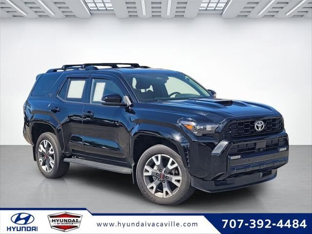 2025 Toyota 4Runner TRD Sport — photo 1 of 13