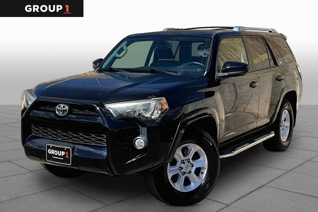 2016 Toyota 4Runner SR5 — photo 1 of 1
