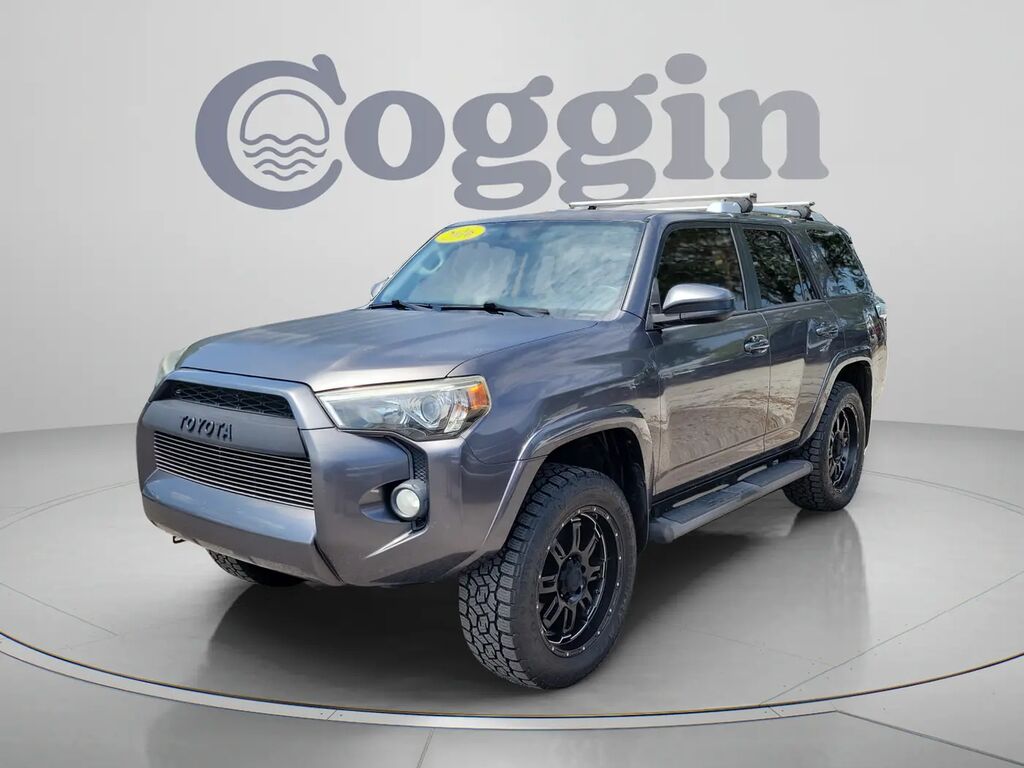 2016 Toyota 4Runner SR5 — photo 1 of 13