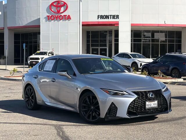 2024 Lexus IS 300 F SPORT Design