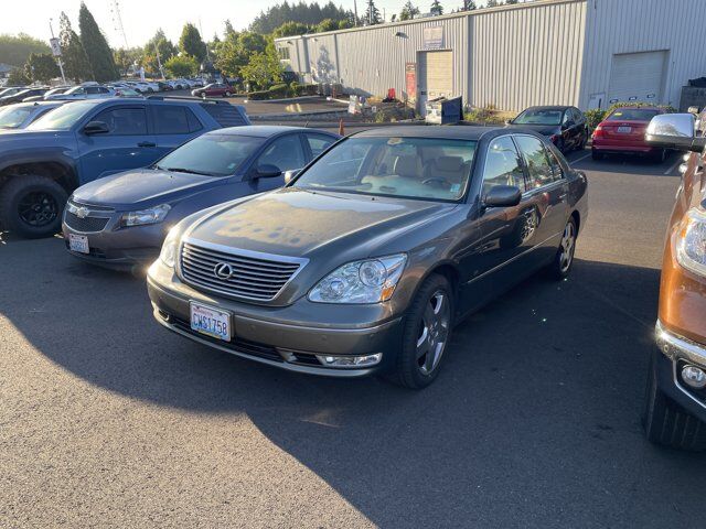 2004 Lexus LS 430