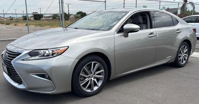 2018 Lexus ES 300h Base