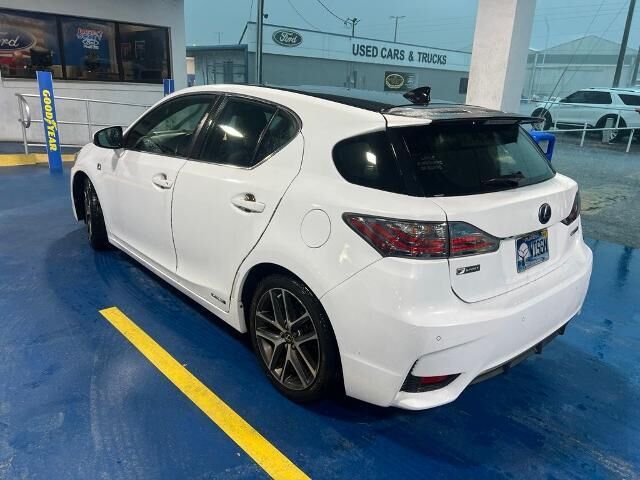 2015 Lexus CT 200h Base