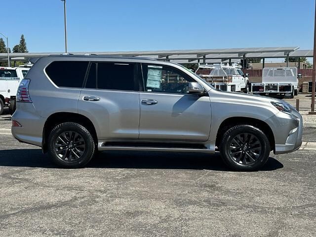 2022 Lexus GX 460 Base