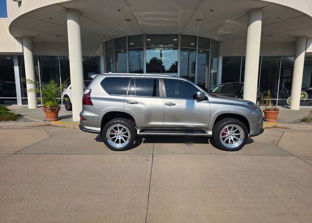 2020 Lexus GX 460 Base