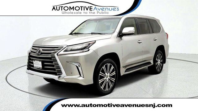 2020 Lexus LX LX 570 — photo 1 of 1