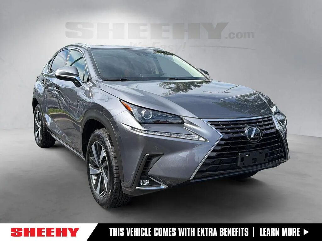 2021 Lexus NX 300 Base — photo 1 of 10