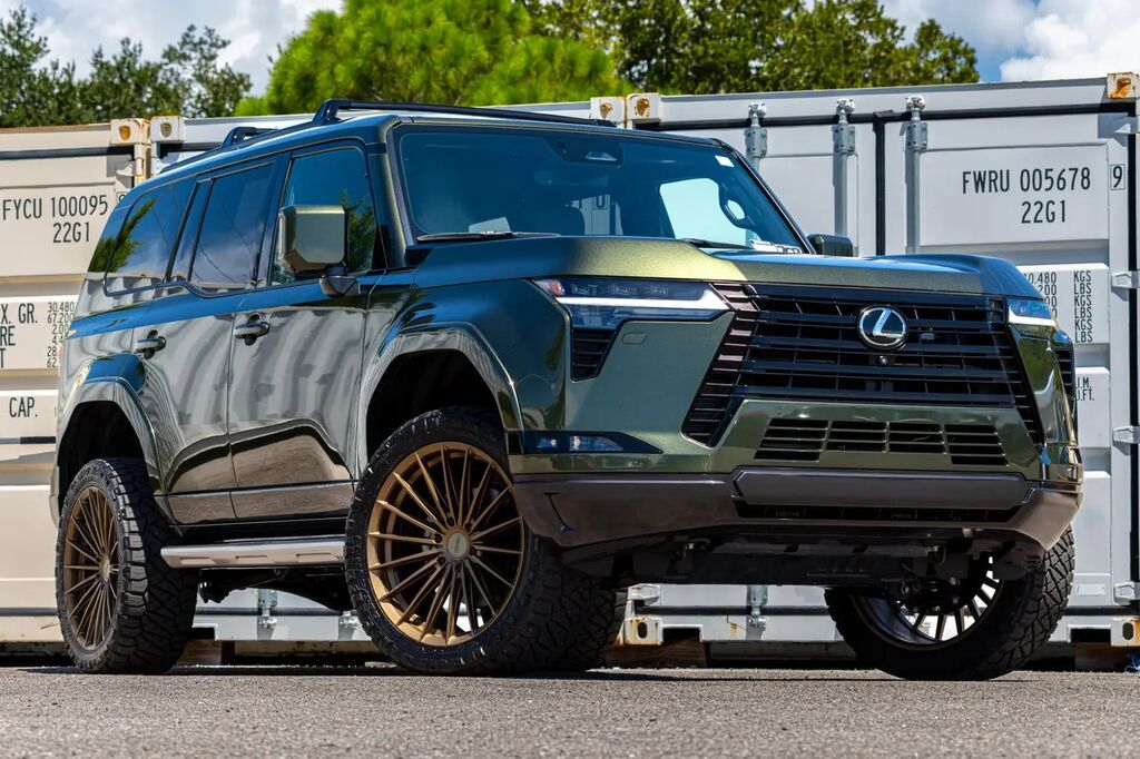 2025 Lexus GX 550 Premium+ — photo 1 of 13