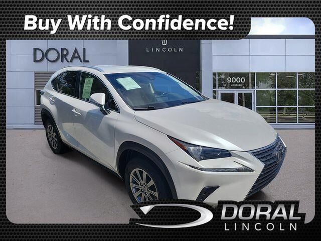 2018 Lexus NX 300 Base — photo 1 of 4