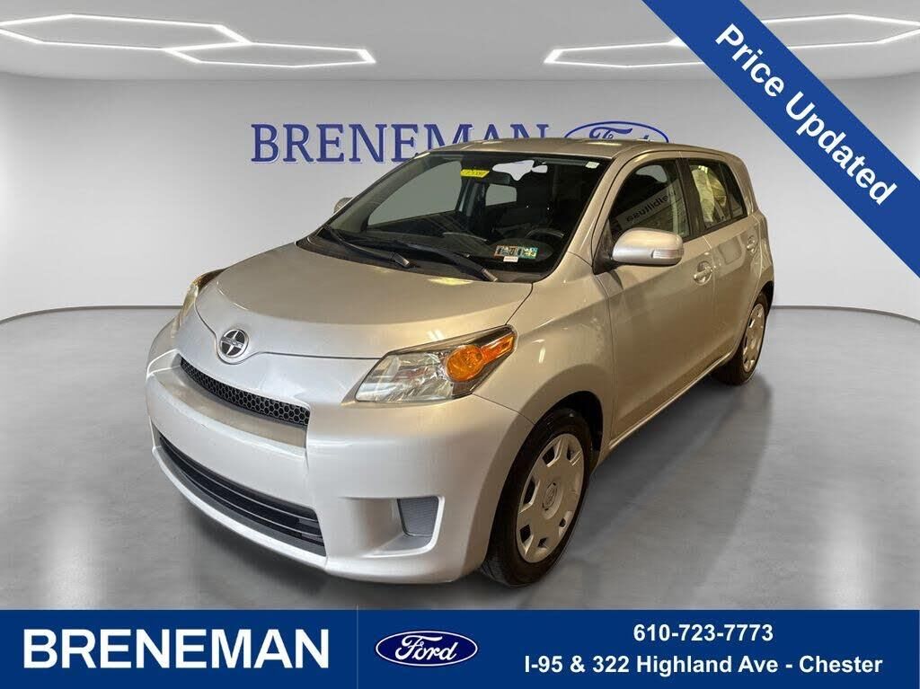 2014 Scion xD Base — photo 1 of 1