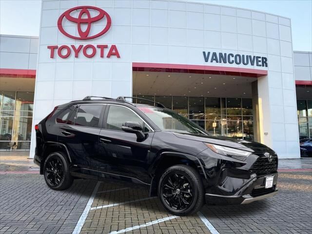 2025 Toyota RAV4 Hybrid SE