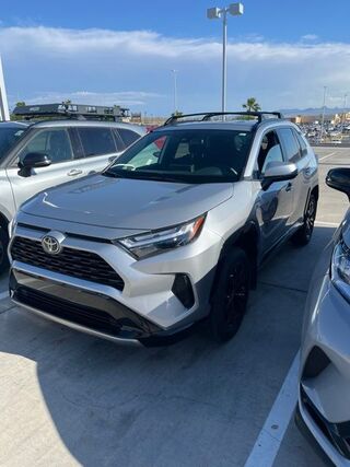 2025 Toyota RAV4 SE