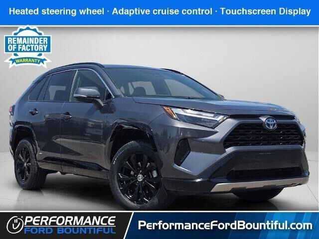 2023 Toyota RAV4 Hybrid SE — photo 1 of 13