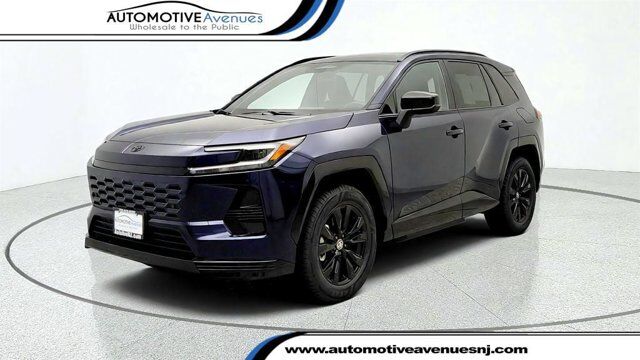 2026 Toyota RAV4 Plug-In Hybrid SE — photo 1 of 13