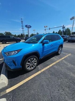 2021 Toyota RAV4 XLE Premium