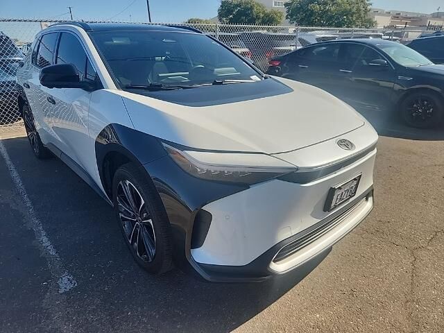 2023 Toyota bZ4X Limited