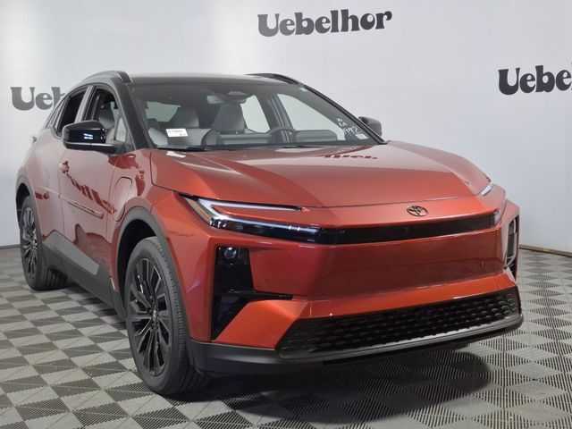 2026 Toyota C-HR XSE