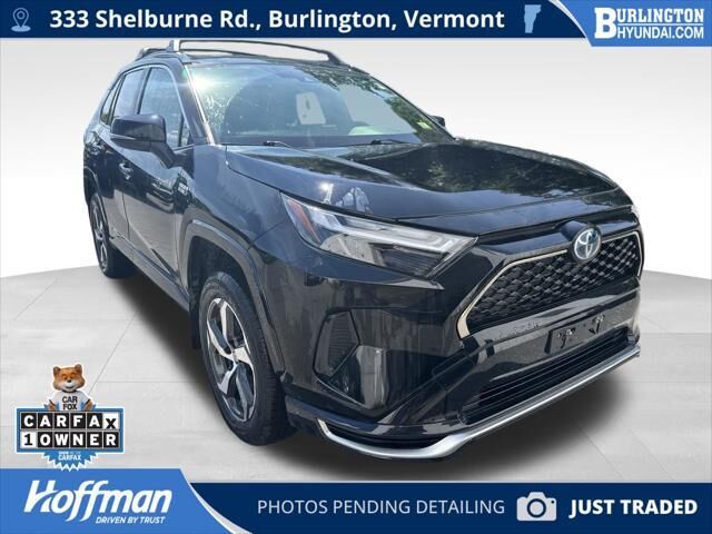 2024 Toyota RAV4 Prime SE