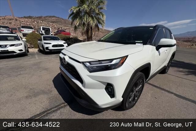 2022 Toyota RAV4 Hybrid XLE Premium