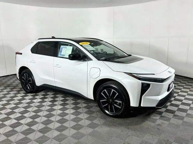 2026 Toyota bZ XLE Plus