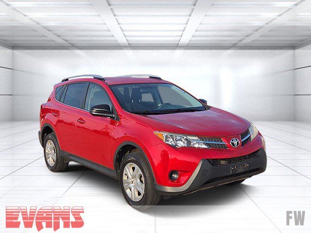 2015 Toyota RAV4 LE — photo 1 of 1