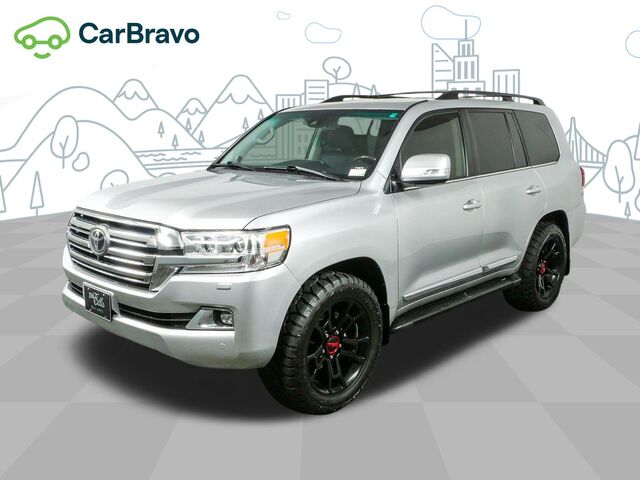 2017 Toyota Land Cruiser V8