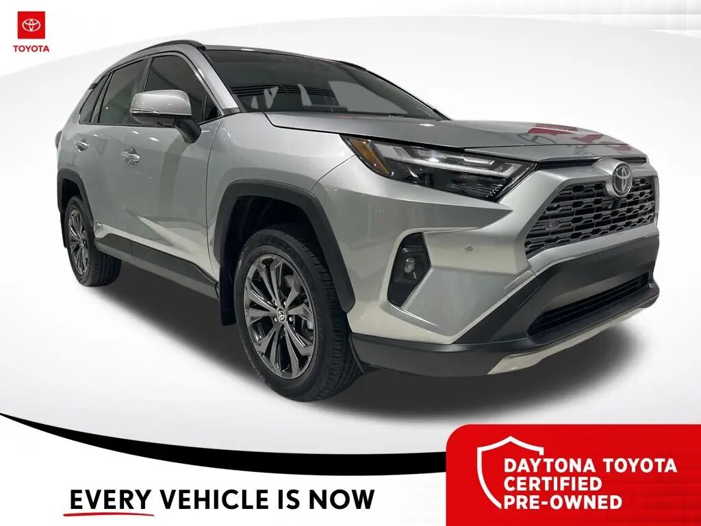 2025 Toyota RAV4 Hybrid Limited — photo 1 of 13