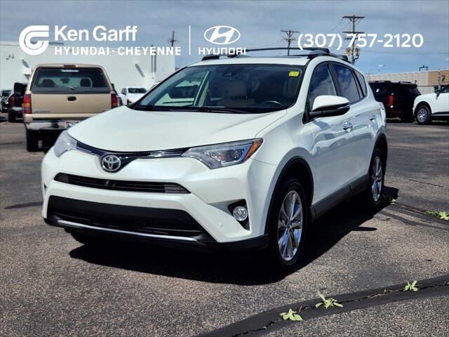 2018 Toyota RAV4 Limited — photo 1 of 13