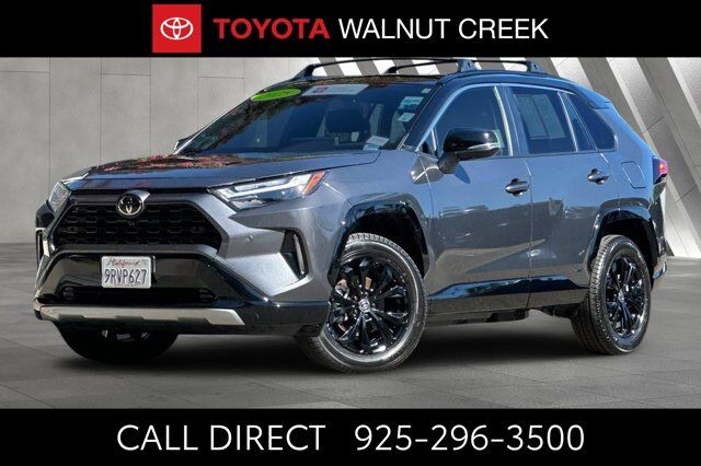 2025 Toyota RAV4 XSE